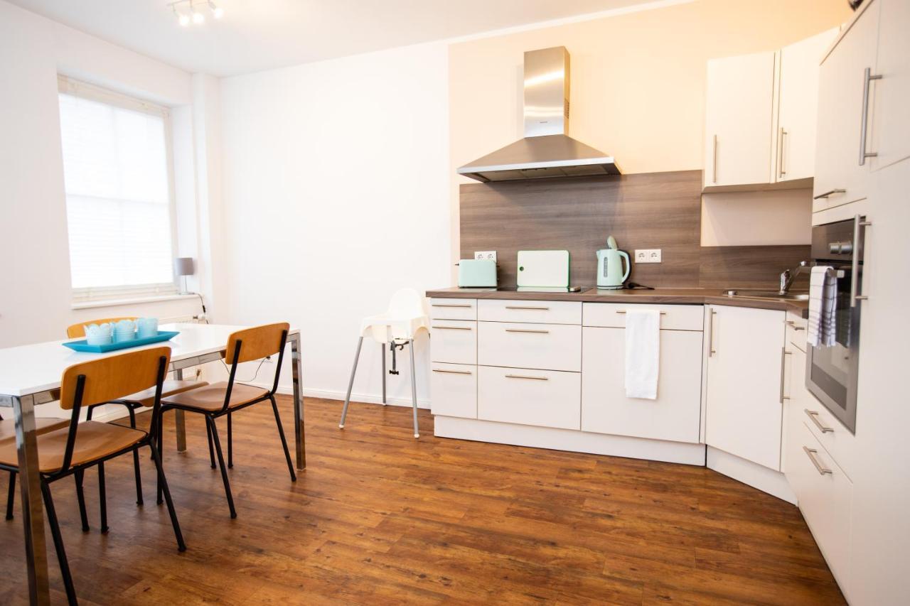 Moderne 2-Zimmer Wohnung! Wlan Und Netflix Inklusive! Zentral Gelegen In Der Historischen Altstadt! Stade Exteriör bild